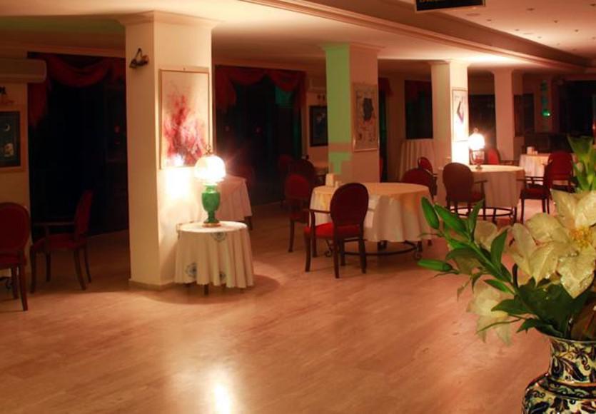 Verano Beach Hotel İcmeler Bagian luar foto