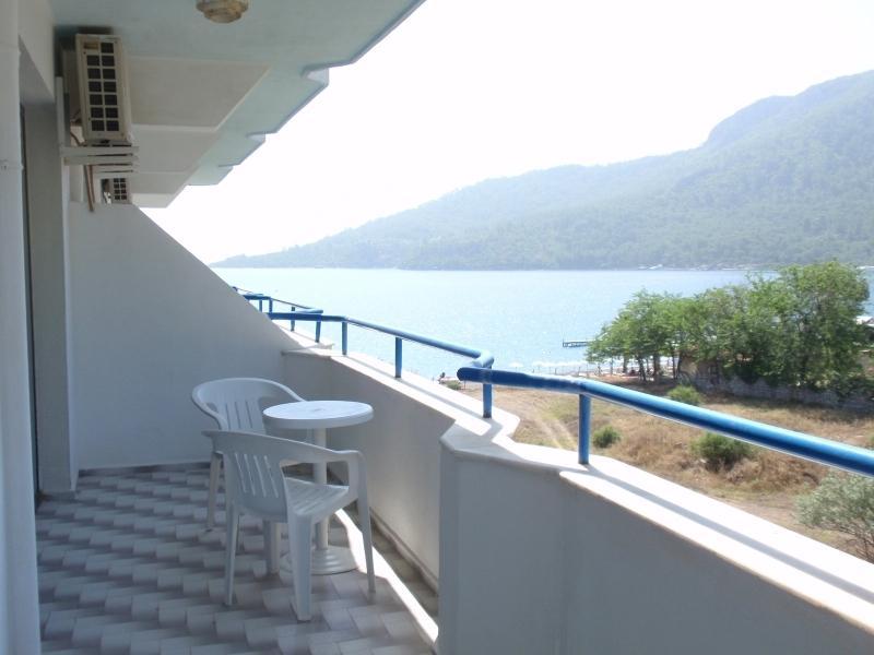 Verano Beach Hotel İcmeler Ruang foto
