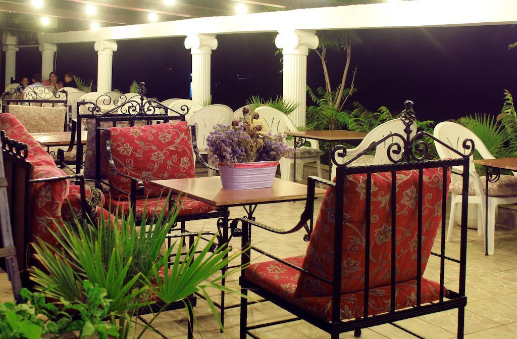 Verano Beach Hotel İcmeler Bagian luar foto
