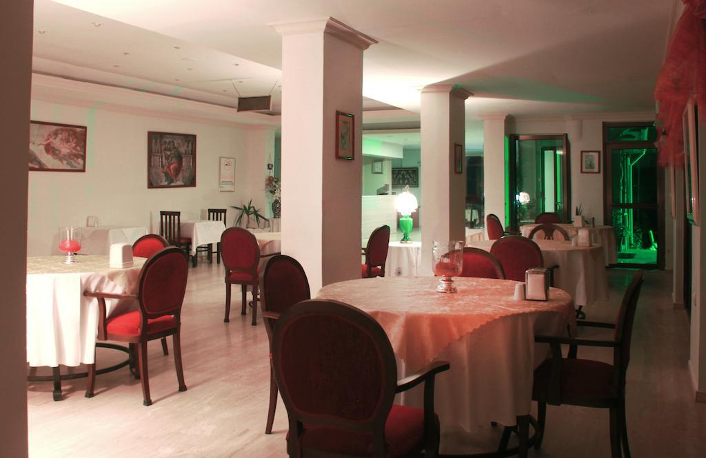 Verano Beach Hotel İcmeler Bagian luar foto