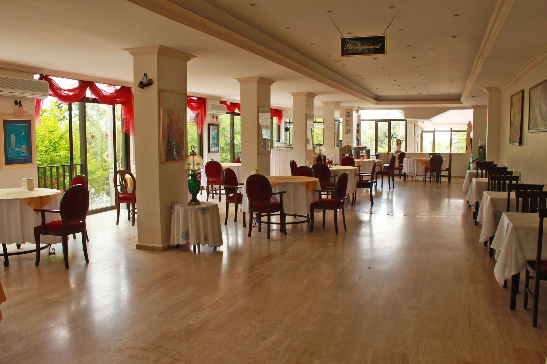Verano Beach Hotel İcmeler Bagian luar foto